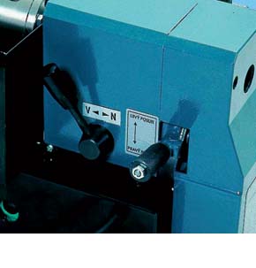 SM-300E Загальний вигляд токарного верстата